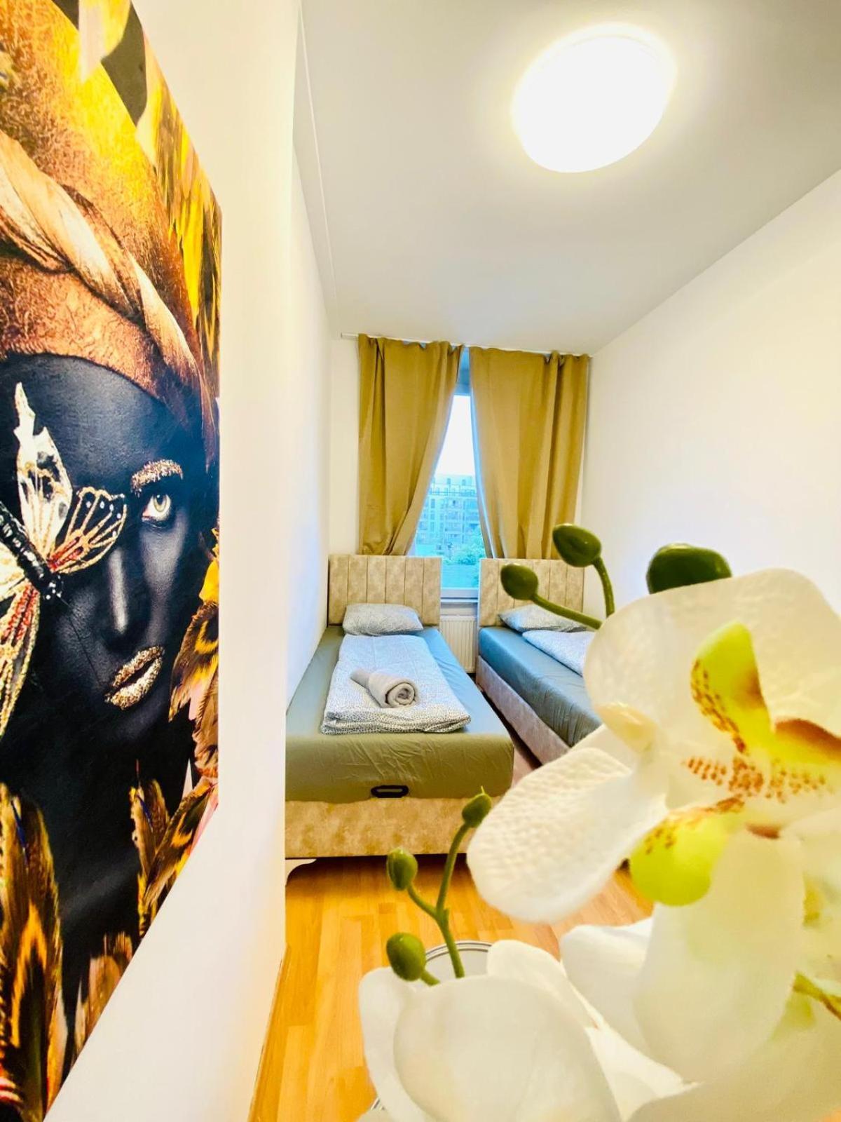 Bright 5Br Shared Apartment W Great Transport Link Вена Экстерьер фото