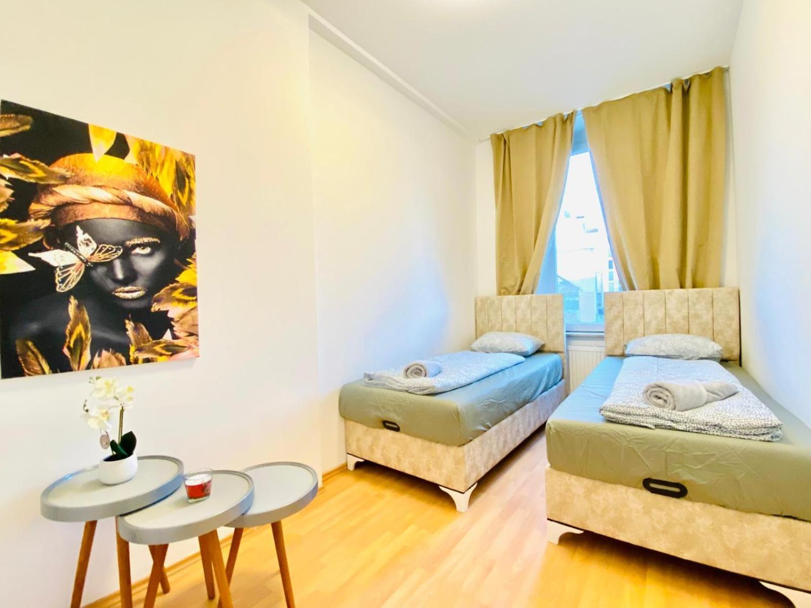 Bright 5Br Shared Apartment W Great Transport Link Вена Экстерьер фото
