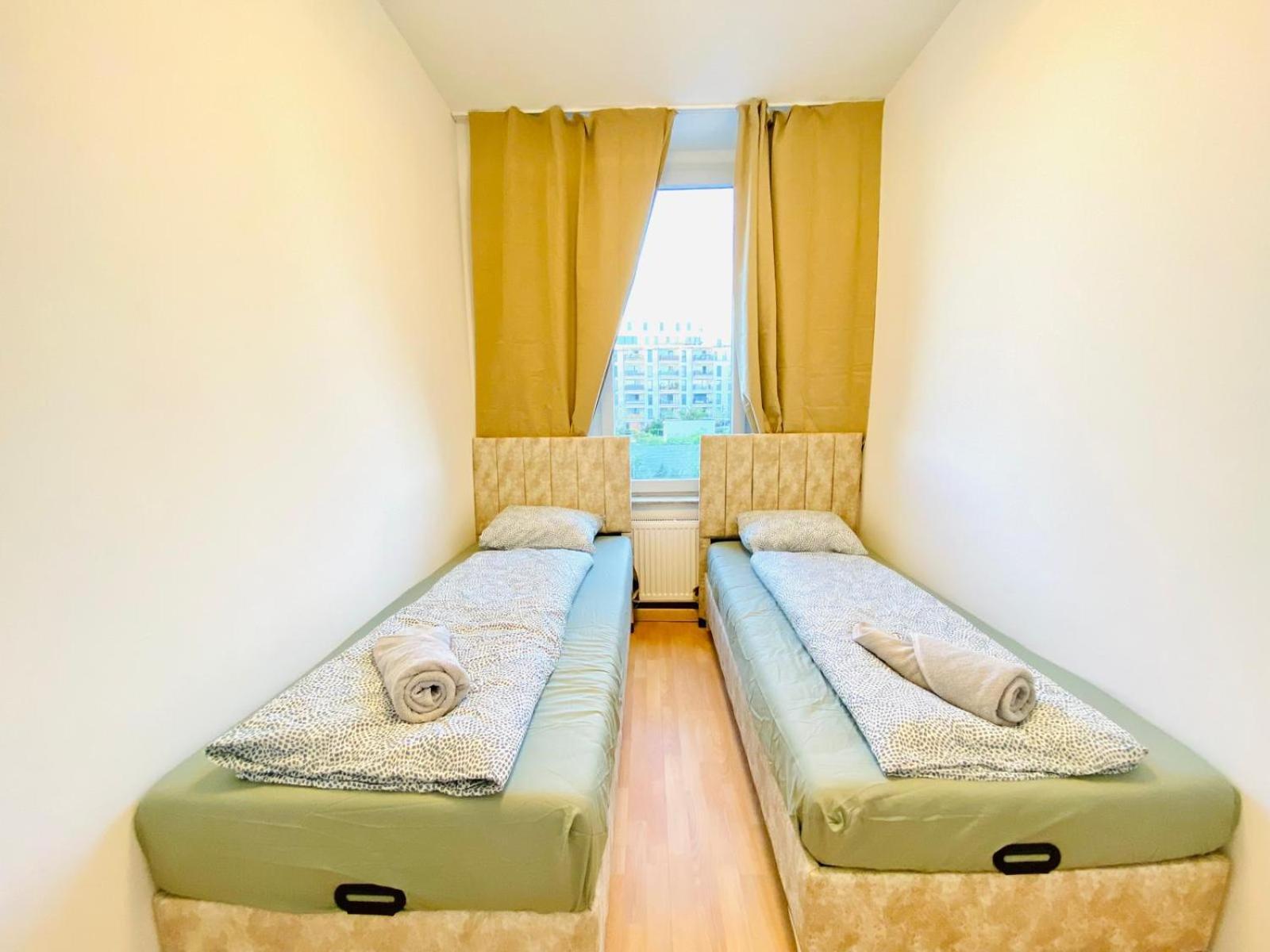 Bright 5Br Shared Apartment W Great Transport Link Вена Экстерьер фото
